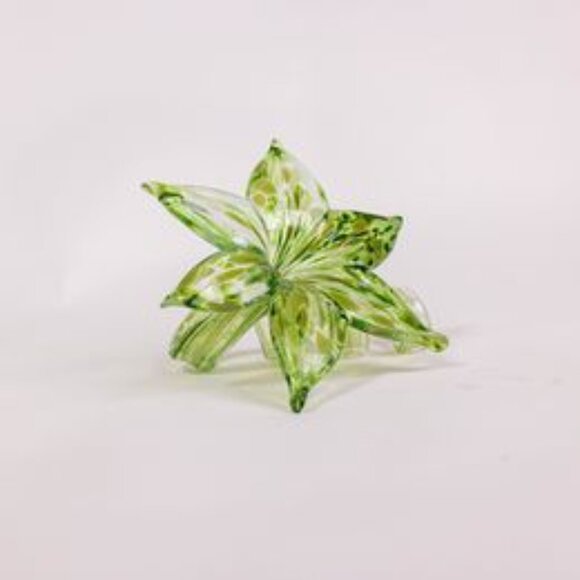 Blown Glass 6 Petal flower Green twisted stem and flecks - Picture 10 of 10